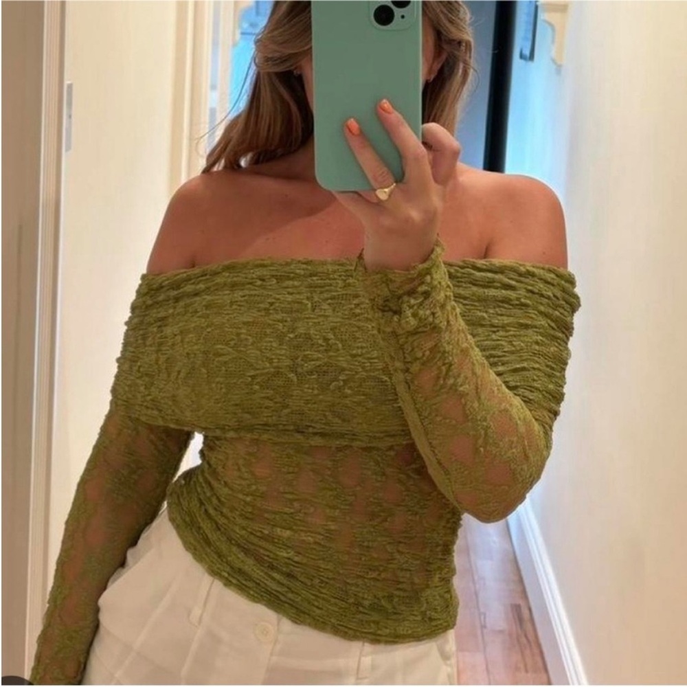 ZARA Off shoulder top 0219/302